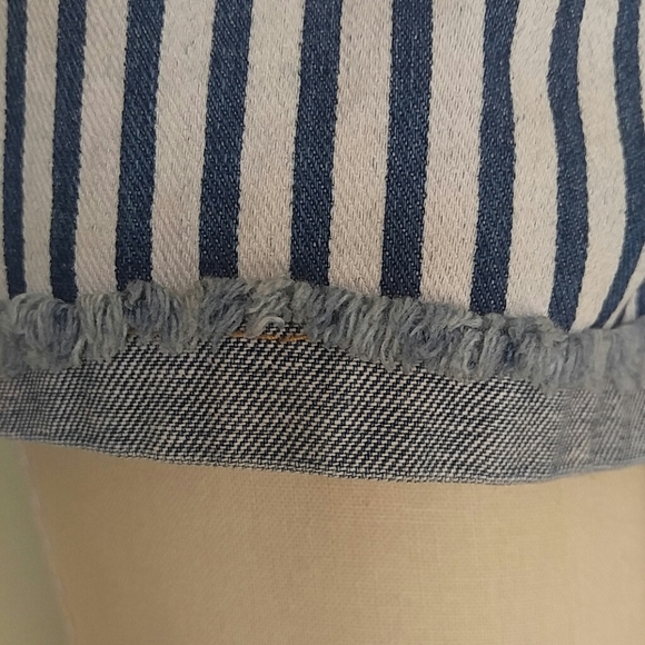 ROXY Striped Shorts - Picture 6 of 8